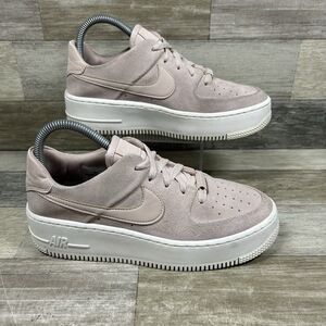 Nike Air Force 1 Shoes Women’s 7.5 Sage Partial Beige Suede Sneakers AR5339-201